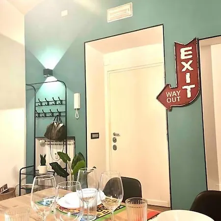 New Look8 Vatican דירה