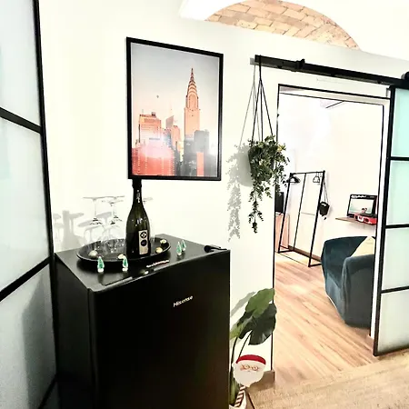 New Look8 Vatican דירה